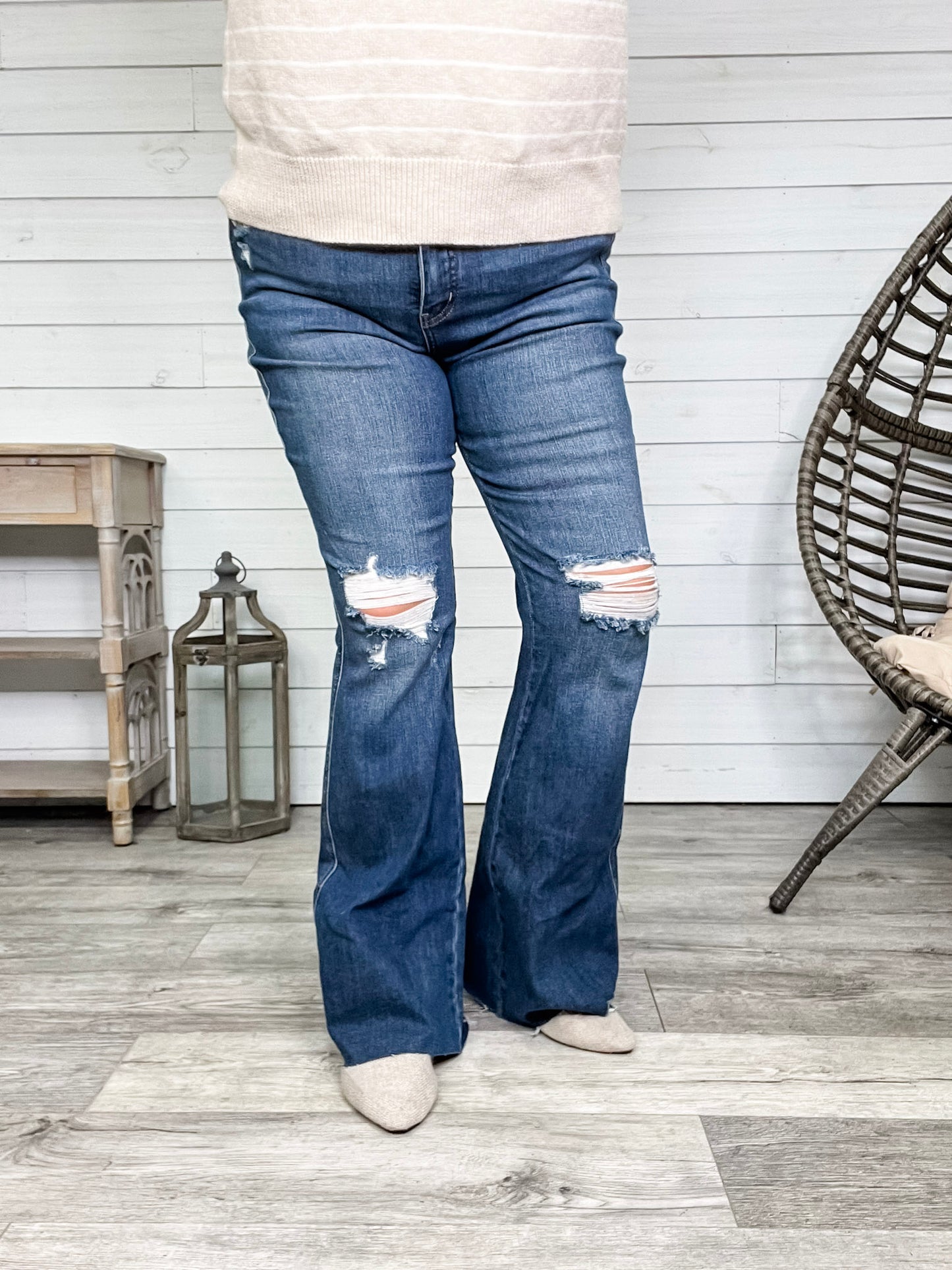 Judy Blue "Why Oh Wyoming" Tummy Control Flares