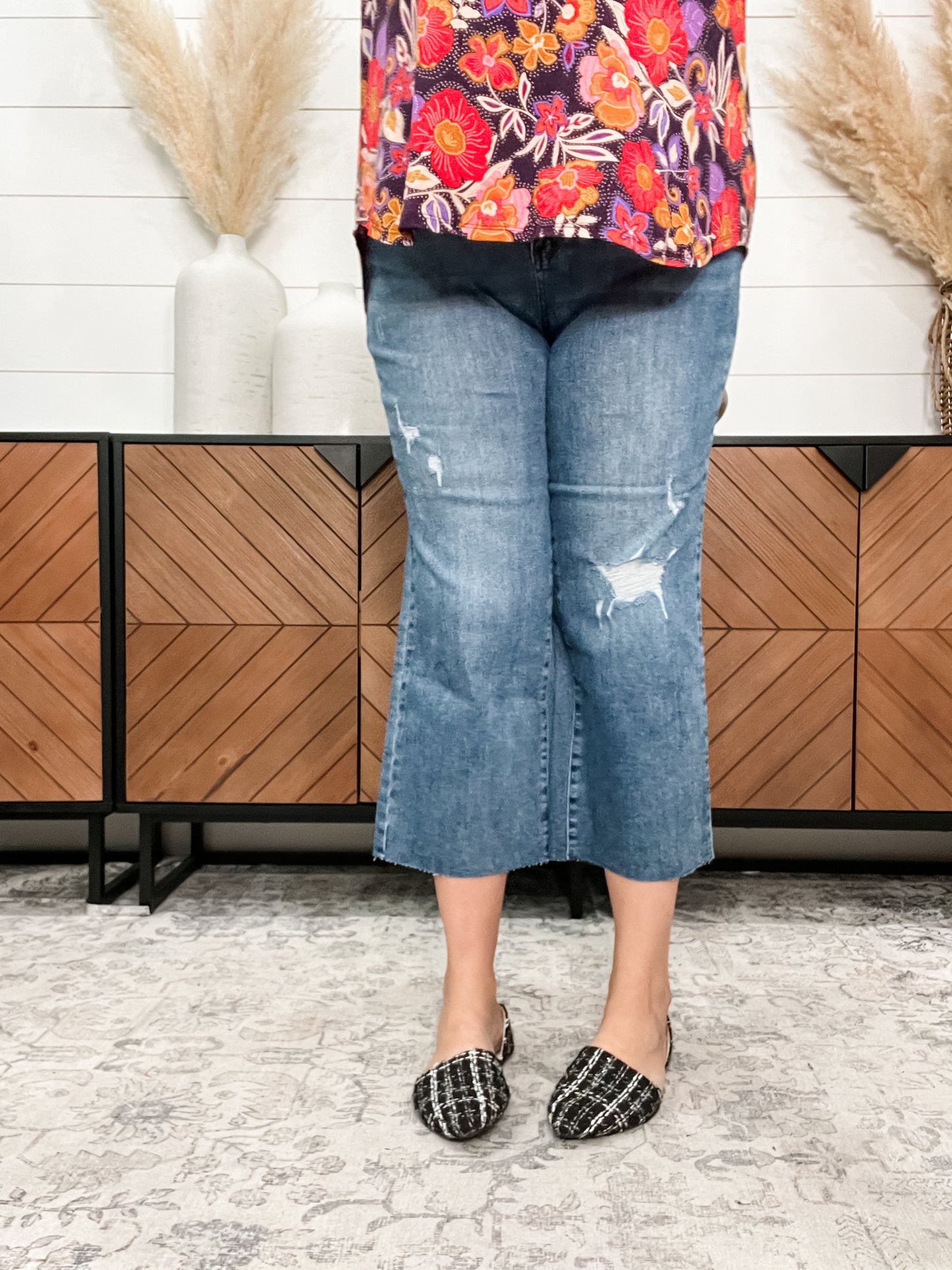 Judy Blue "Catch Up" Raw Hem Wide Leg Crops