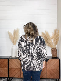 Dear Scarlett "Just Wait" Lizzy 3/4 Sleeve Split Neck