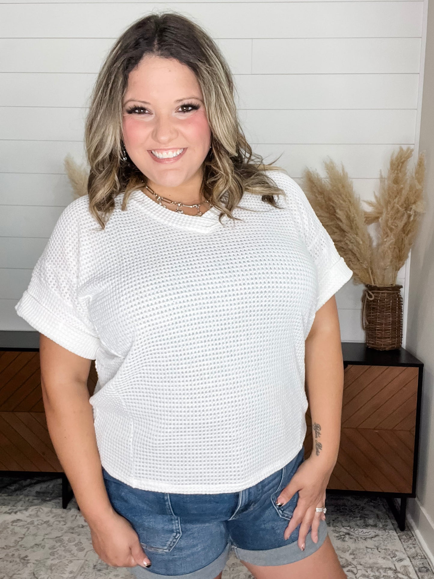 "Honeycomb" Cuffed Short Sleeve Waffle Texture Top (Ivory)