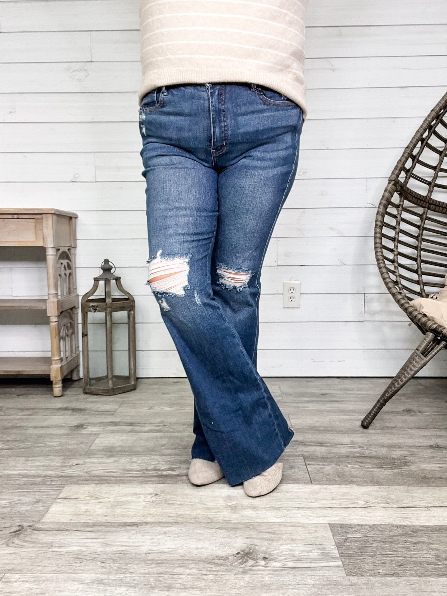Judy Blue "Why Oh Wyoming" Tummy Control Flares