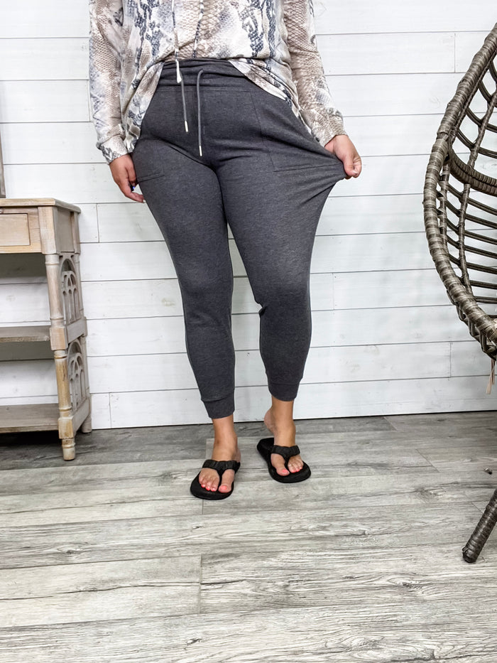 "Gold Medal" High-Waisted Jogger Leggings (Charcoal)
