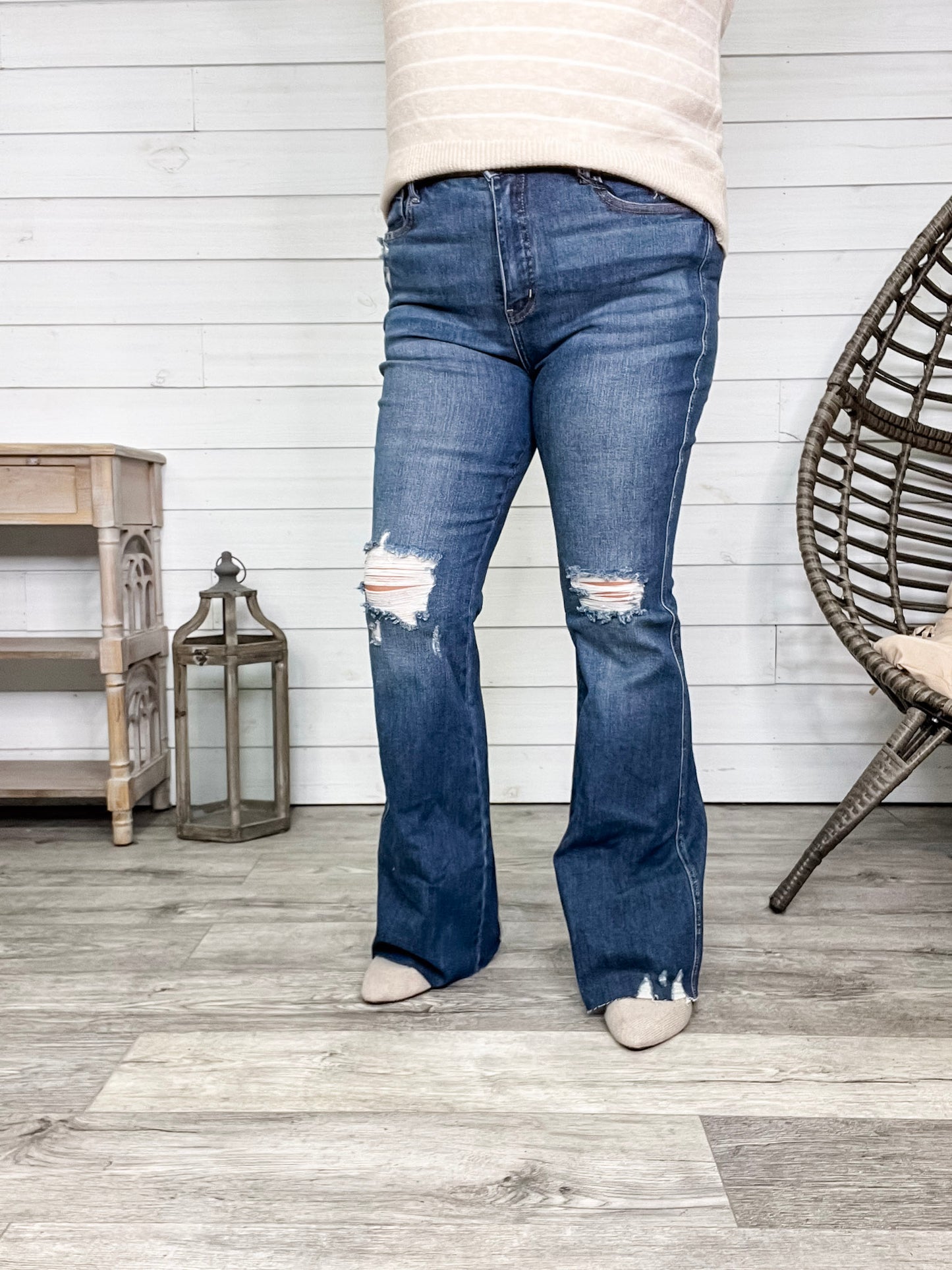 Judy Blue "Why Oh Wyoming" Tummy Control Flares