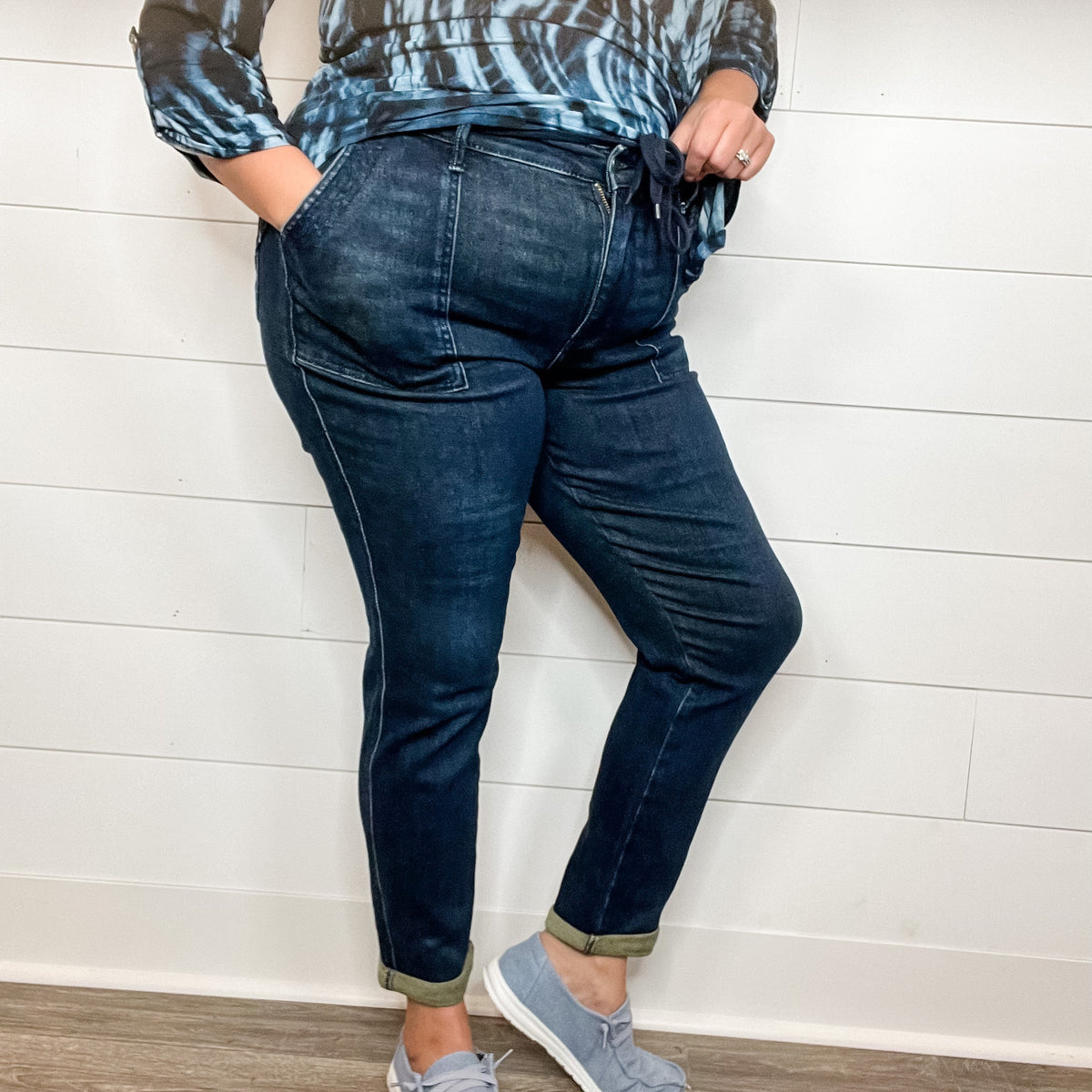 Judy Blue Jeans  Plus Size Everyday Jogger High Rise Straight Fit