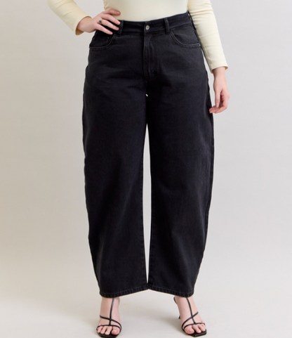 Judy Blue Marlow Arc Rigid Magic Black Jean