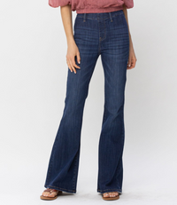 Judy Blue "Pony Ride" Pull On Jeggings Flares