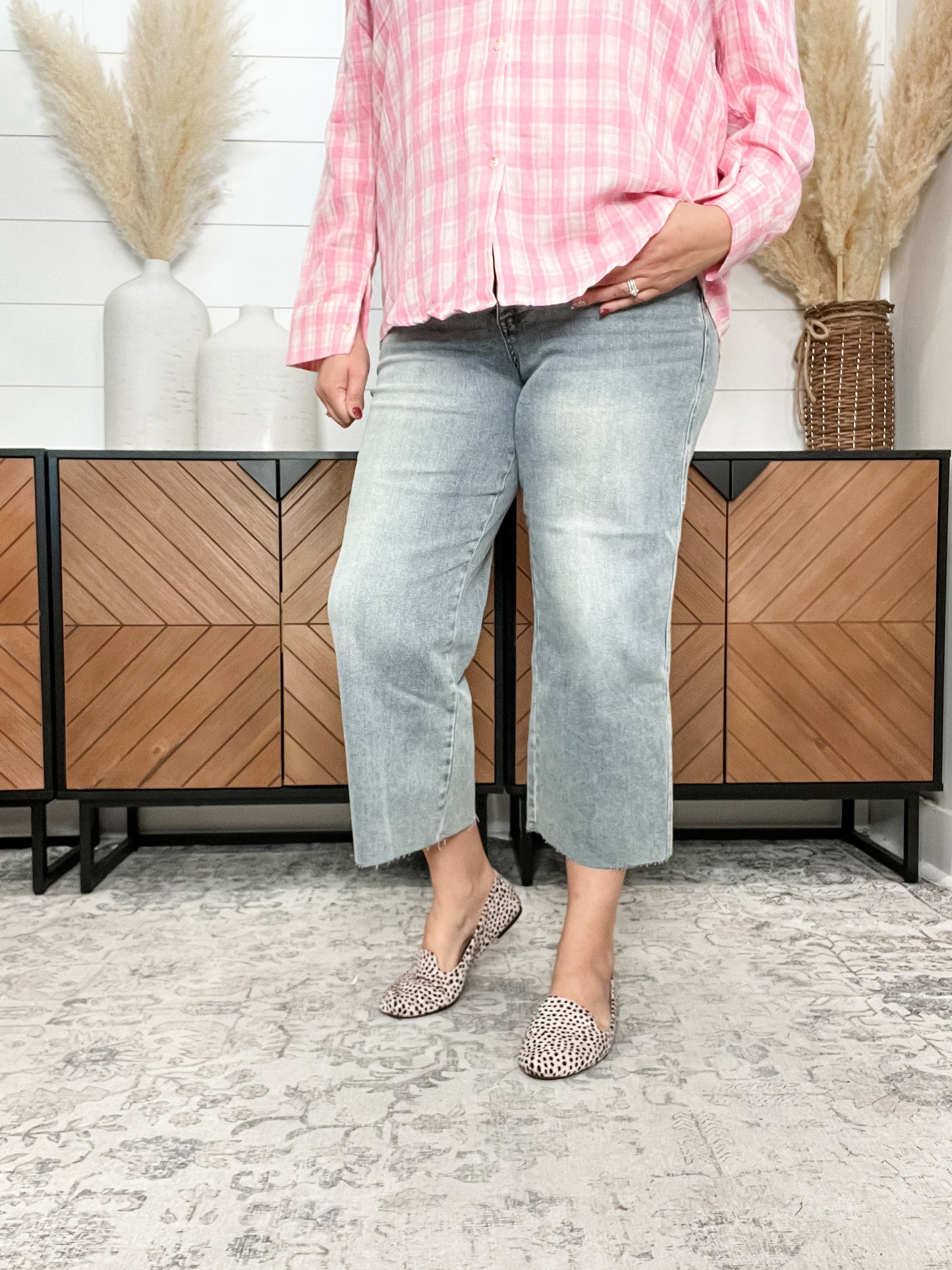 Judy Blue "Smashing and Dashing" Tummy Control Wide Leg Crop
