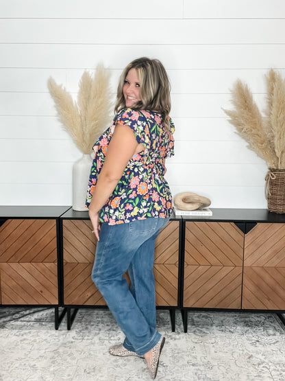 "Beck" Flutter Sleeve with Binding Yoke