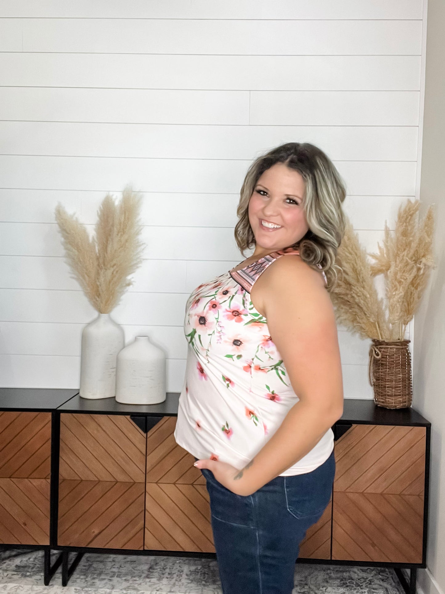 "James" Floral U Neck Tank (Blush & Peach)