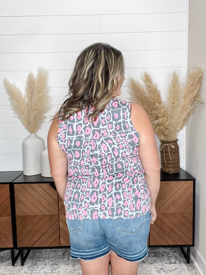 "Ramsey" Sleeveless Lizzy