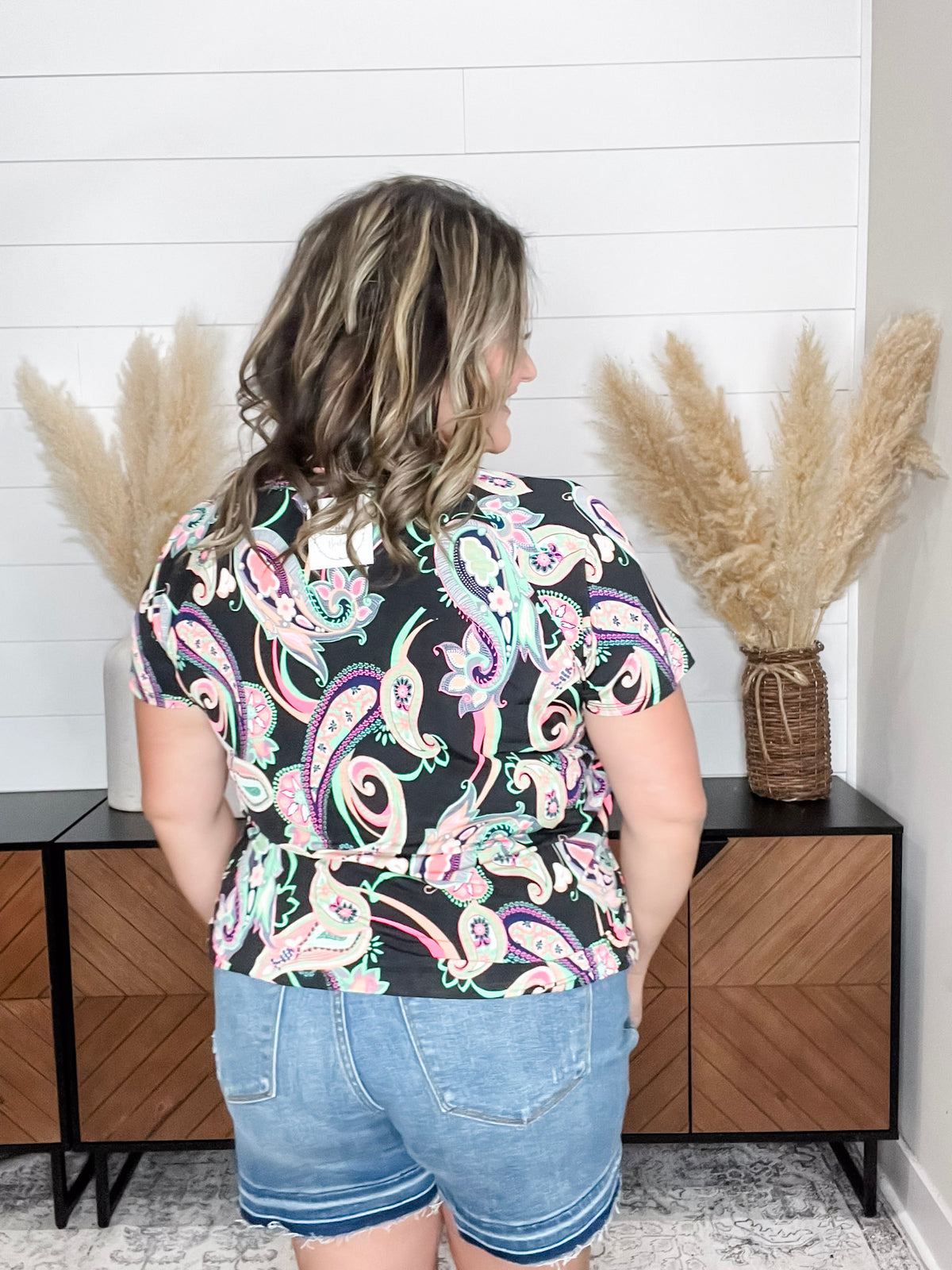"Vineyard" Paisley Short Sleeve Tops