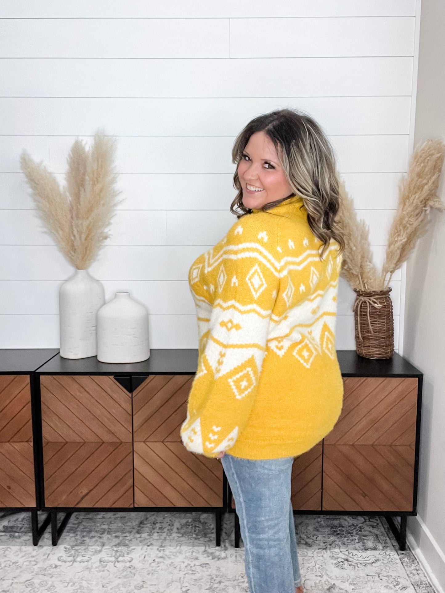 "Honey" Long Sleeve Sweater