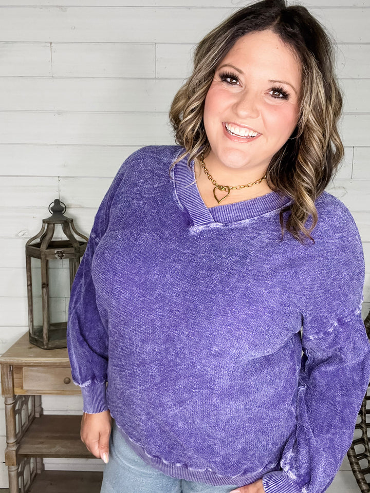 "Washout" Long Sleeve Mineral Wash V Neck Weekender