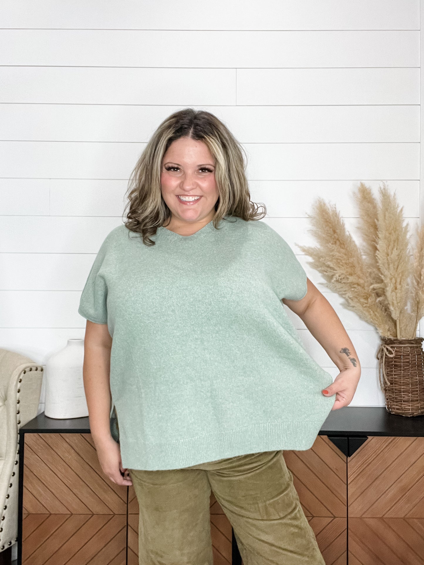 "Galpin" V Neck Half Sleeve Sweater