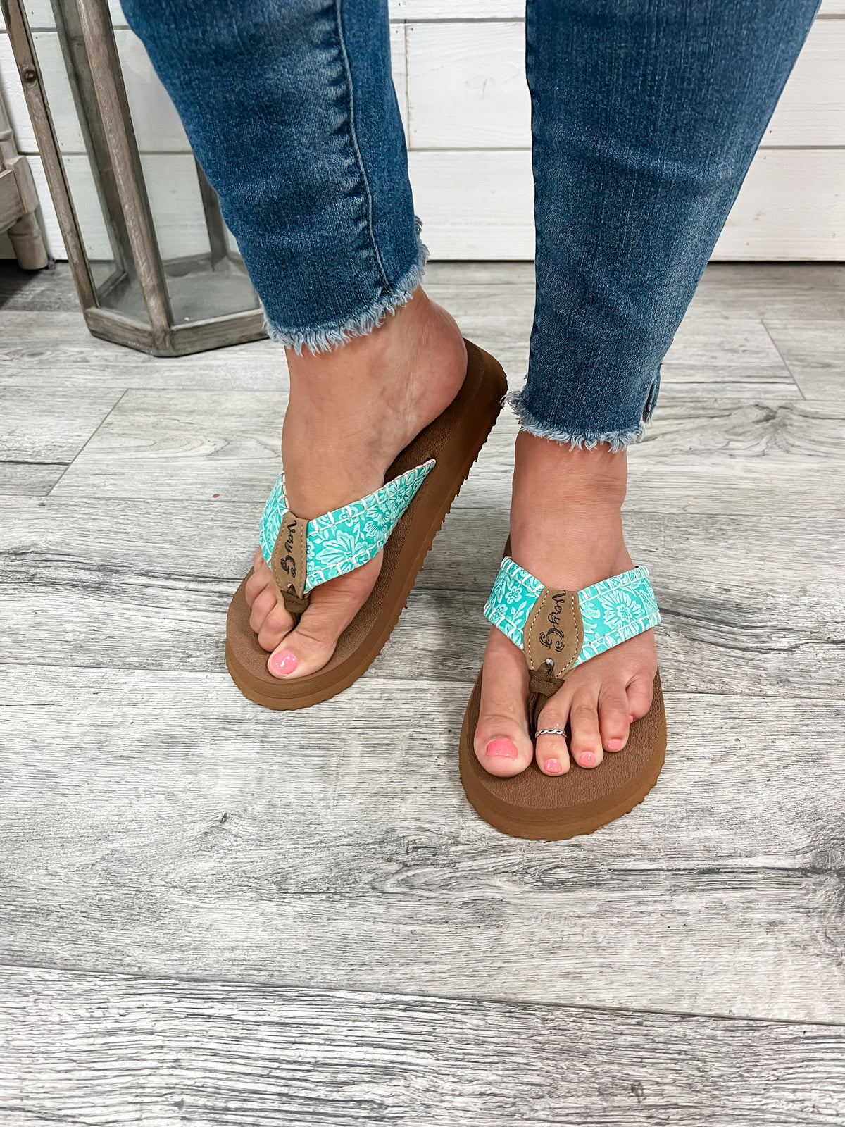 Gypsy Jazz "Pamela" Flip Flops (Turquoise)