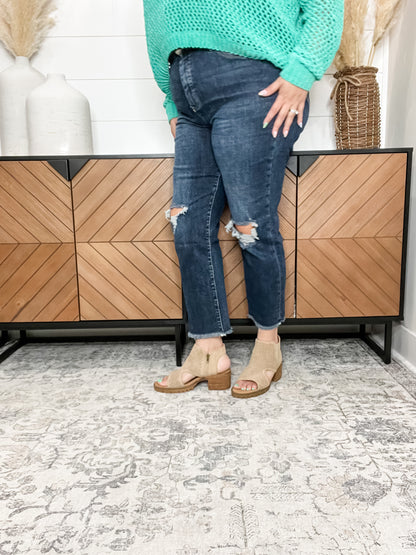 "Dylan" RFM Cropped Distressed Straight Leg