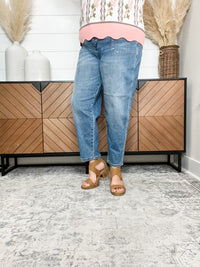 Judy Blue "Rhett" Barrel Jeans