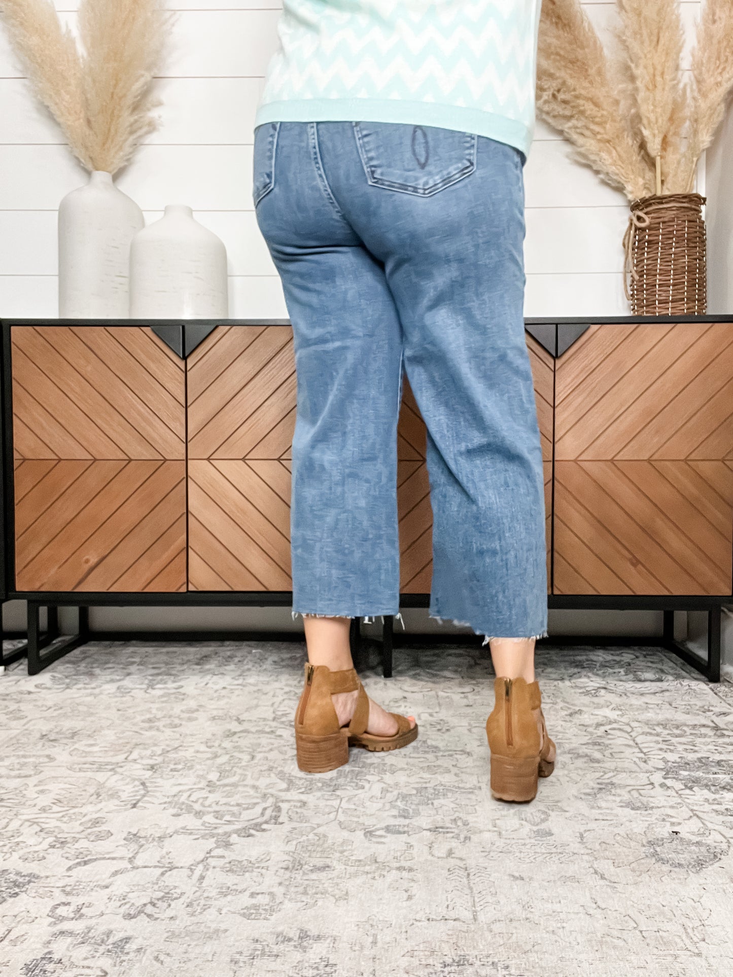 Judy Blue "Sirens" Raw Hem Wide Leg Crops