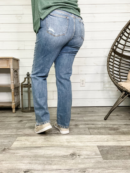 Judy Blue "Dizzy" Distressed Straight Leg
