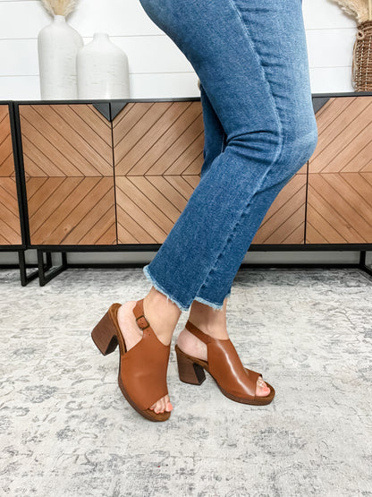 Pierre Dumas "Morgen" Block Heel Sandal (Cognac)