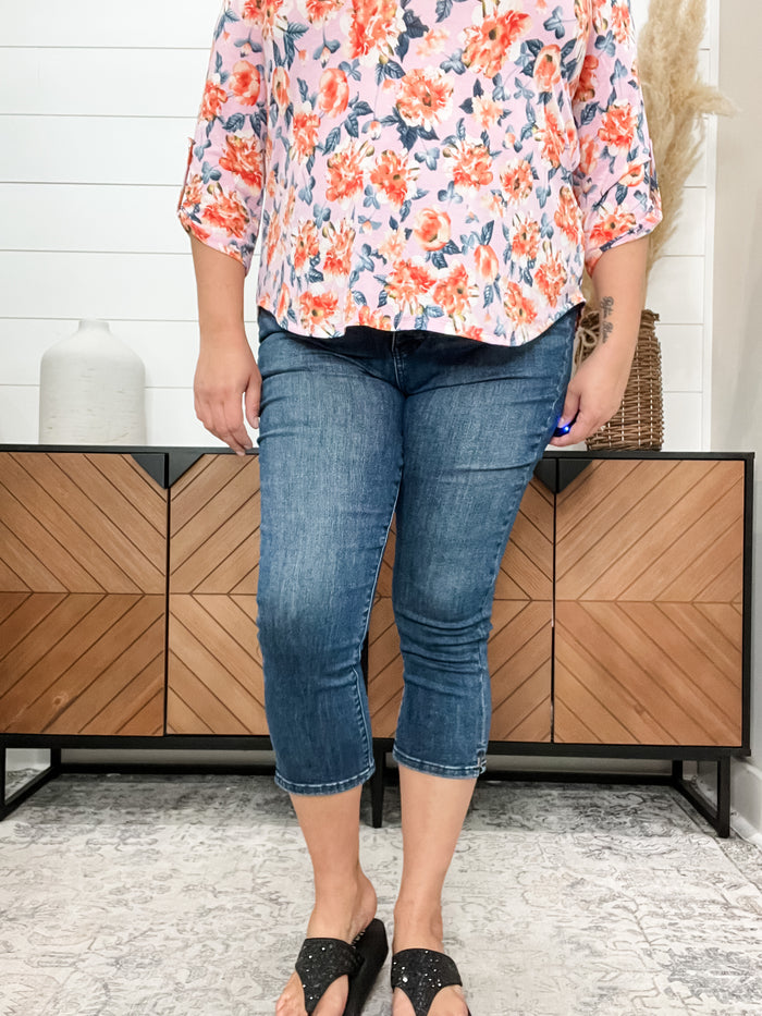 Judy Blue "Rumi" Tummy Control Dark Wash Capris