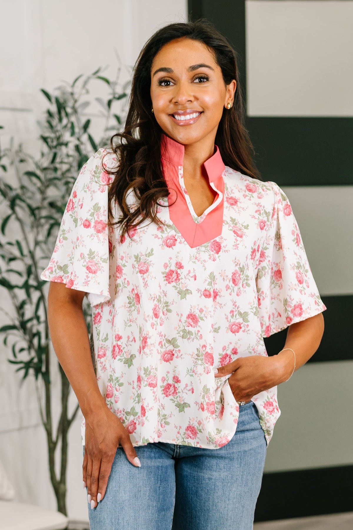 Haptics "Smith" Contrast Neckline Floral Blouse