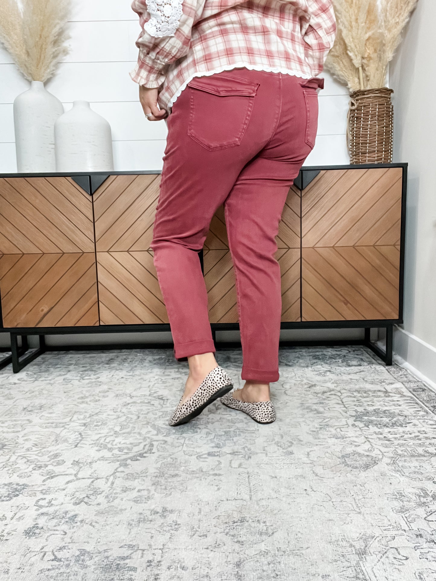 Judy Blue Aurora Burgundy Cuffed Weekender