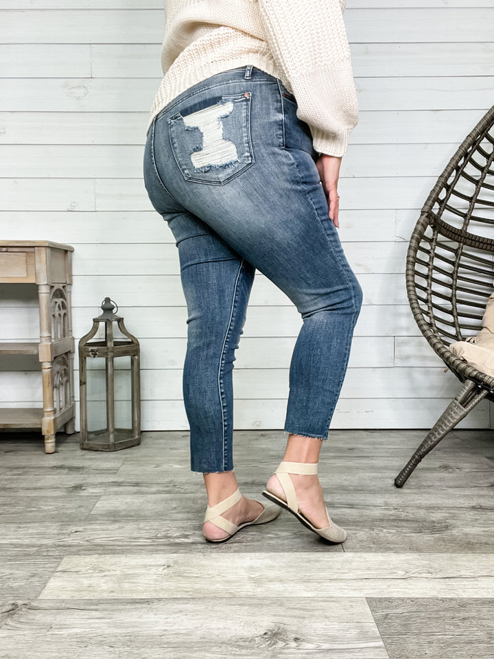 Judy Blue "Smitten on Mittens" Relaxed Fit Jeans