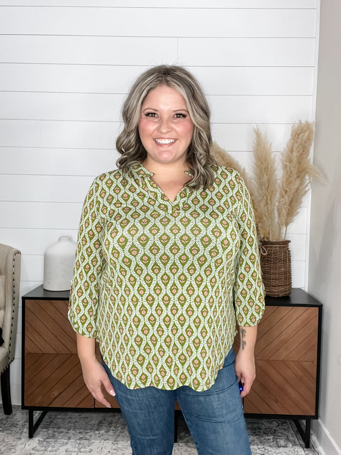 "Duck" 3/4 Sleeve Split Neck