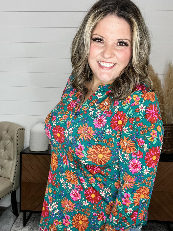 Dear Scarlett "Frog" 3/4 Sleeve Split Neck