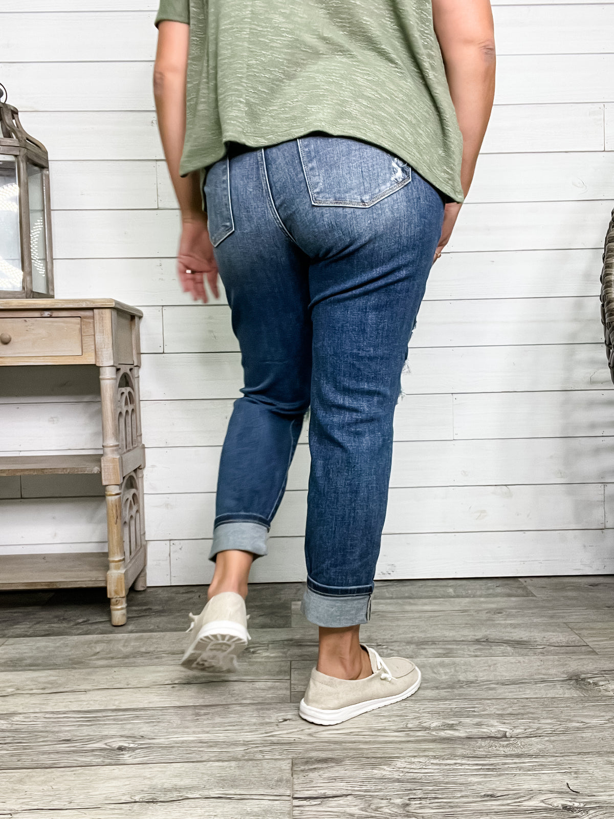 Judy Blue "Welcome to the Party" Boyfriend Jeans