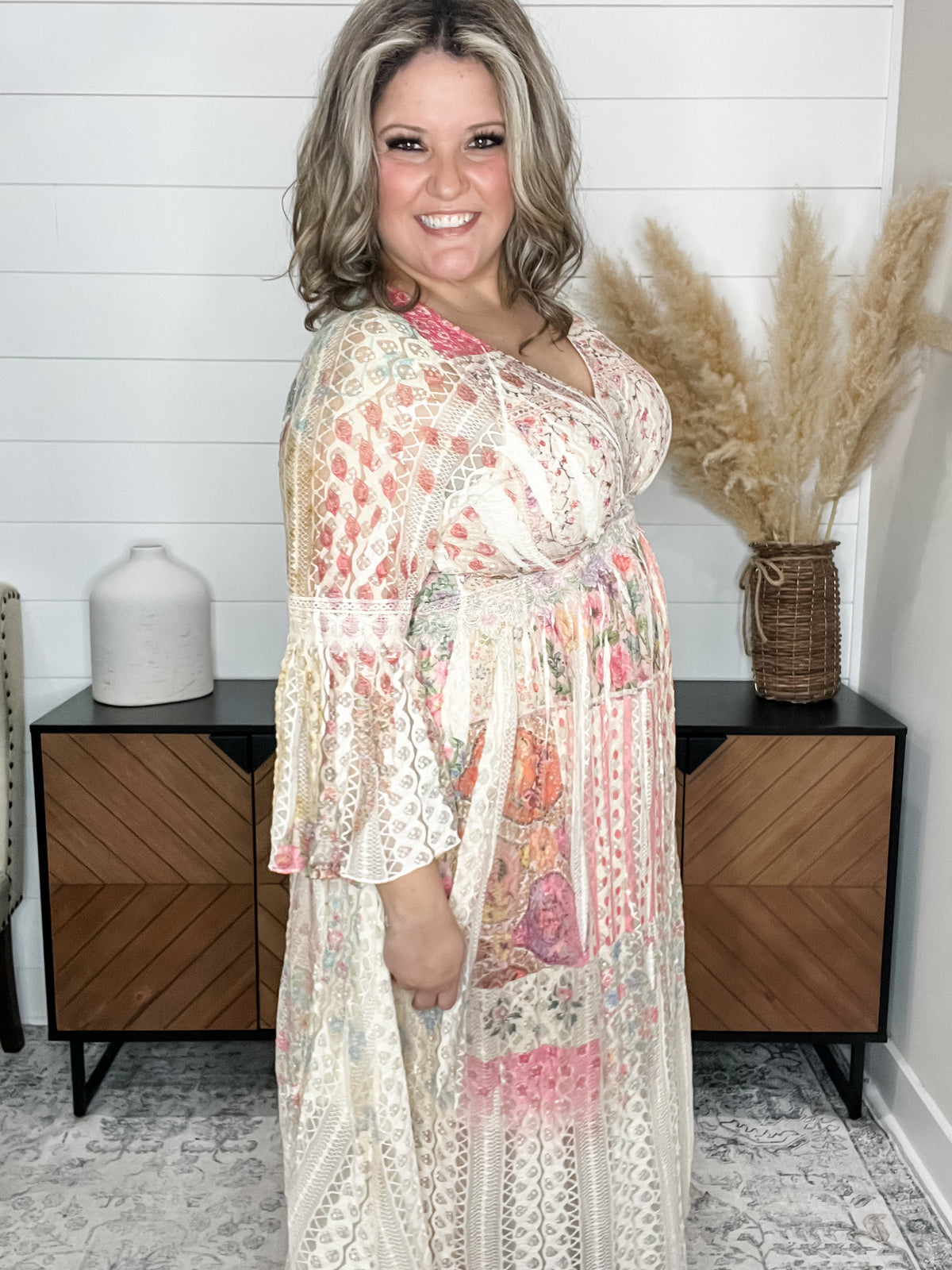 "Country In The Park" Long Sleeve V Neck Lace Dress (Patchwork)