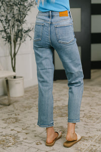 Judy Blue "Reggie" Ankle Straight Leg Jeans