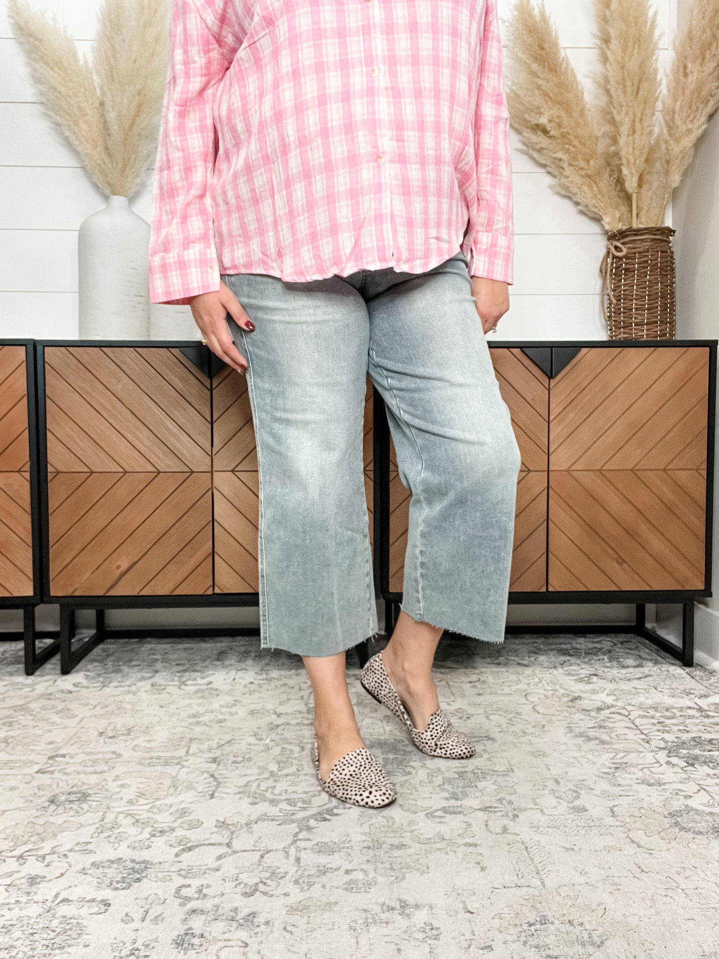 Judy Blue "Smashing and Dashing" Tummy Control Wide Leg Crop