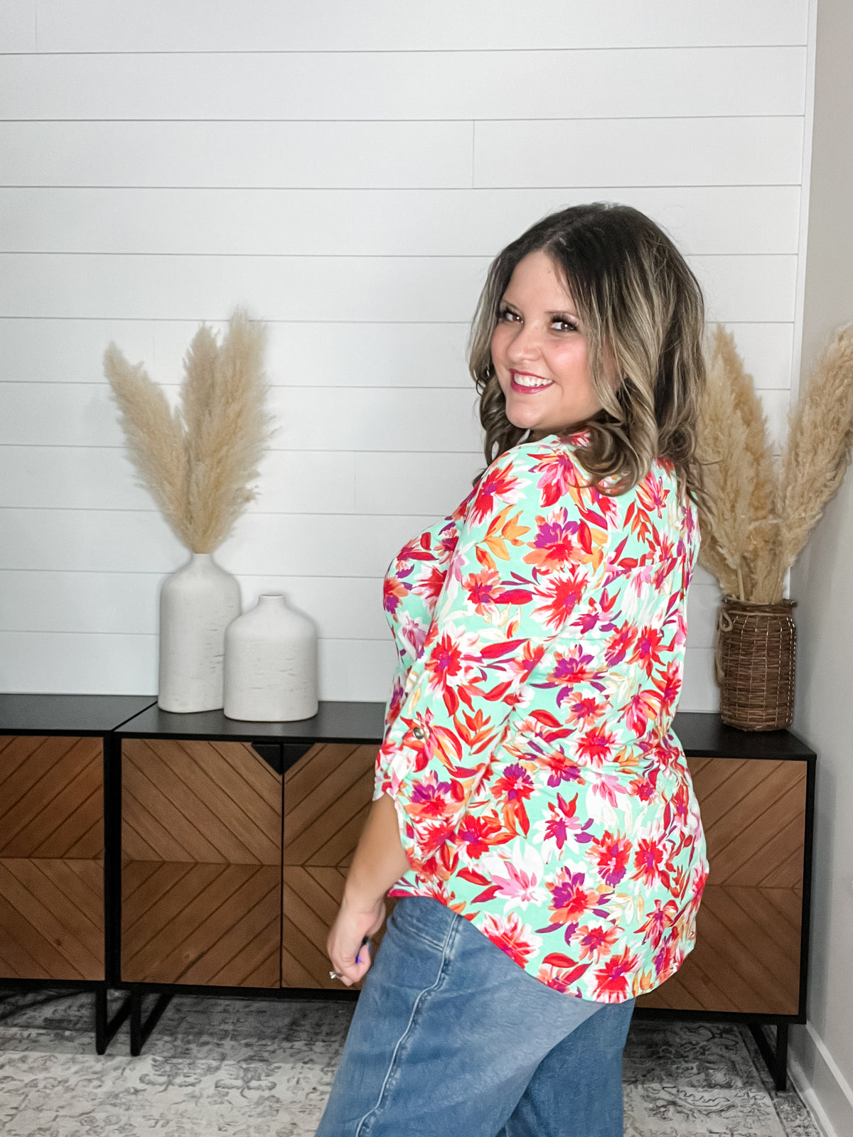 Dear Scarlett "Bonito" 3/4 Sleeve Split Neck
