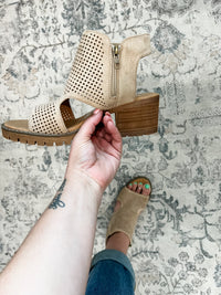 "Milsy" Block Heel Side Zip Sandal by Very G (Sand)