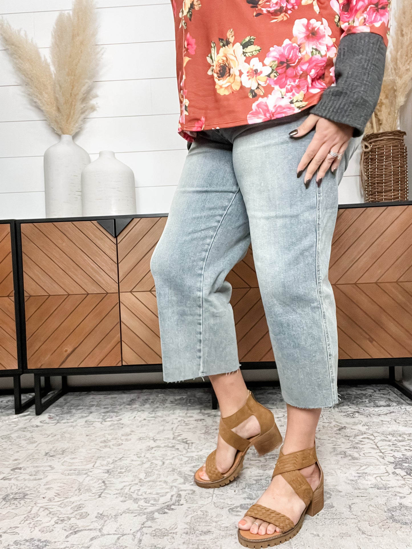 Judy Blue "Smashing and Dashing" Tummy Control Wide Leg Crop