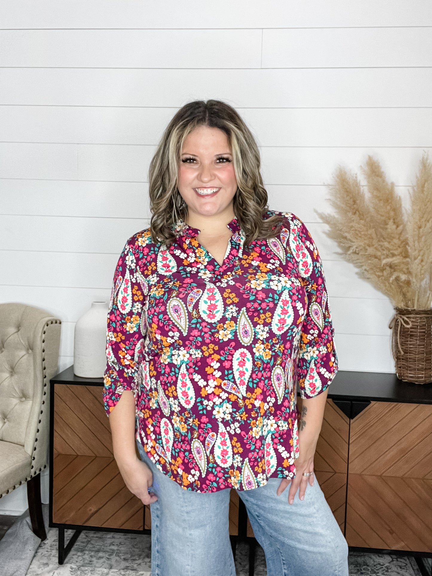 "Marian" 3/4 Sleeve Split Neck