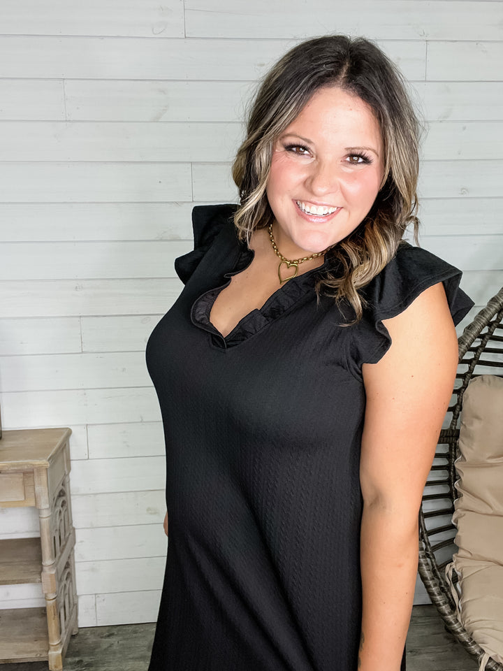 "Rush In" Ruffle Cap and V Neck Midi Dress with Pockets (Black)
