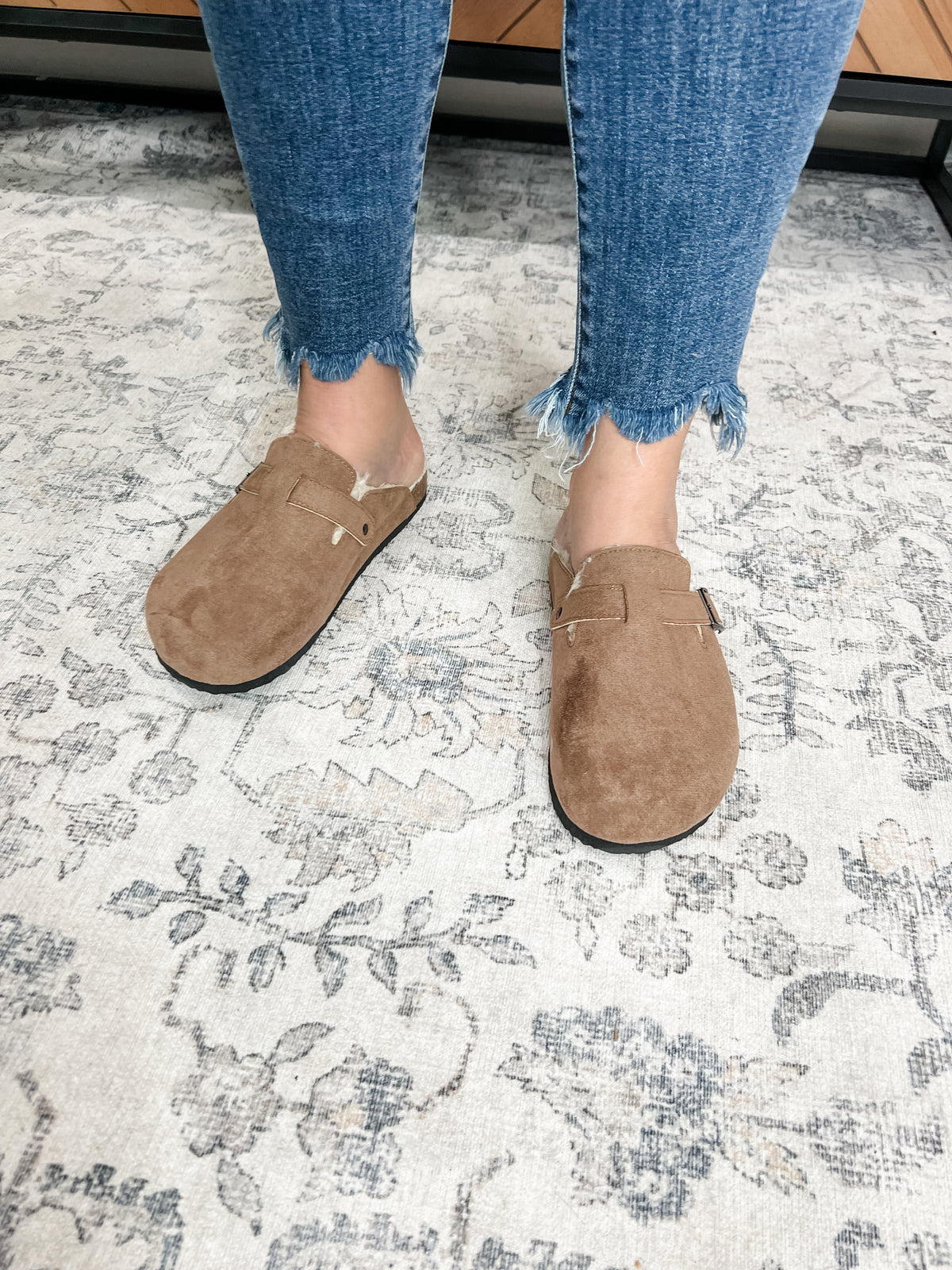 "Bria" Faux Suede Sherpa Lined Mule (Taupe)