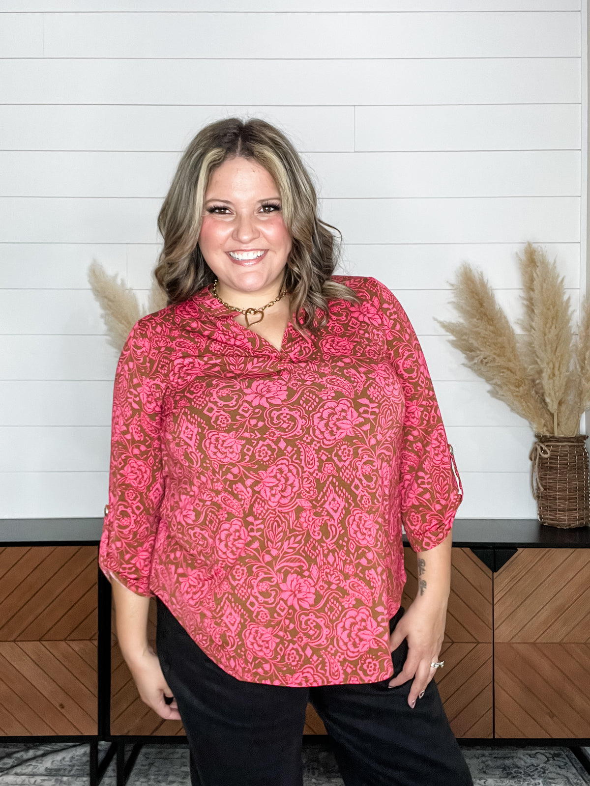 Dear Scarlett "Osprey" 3/4 Sleeve Split Neck