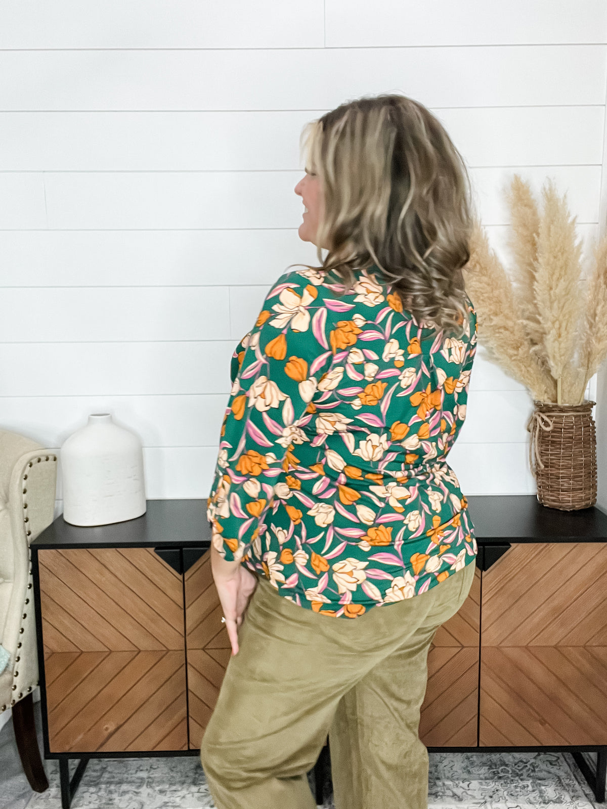 Dear Scarlett "Giraffe" 3/4 Sleeve Split Neck