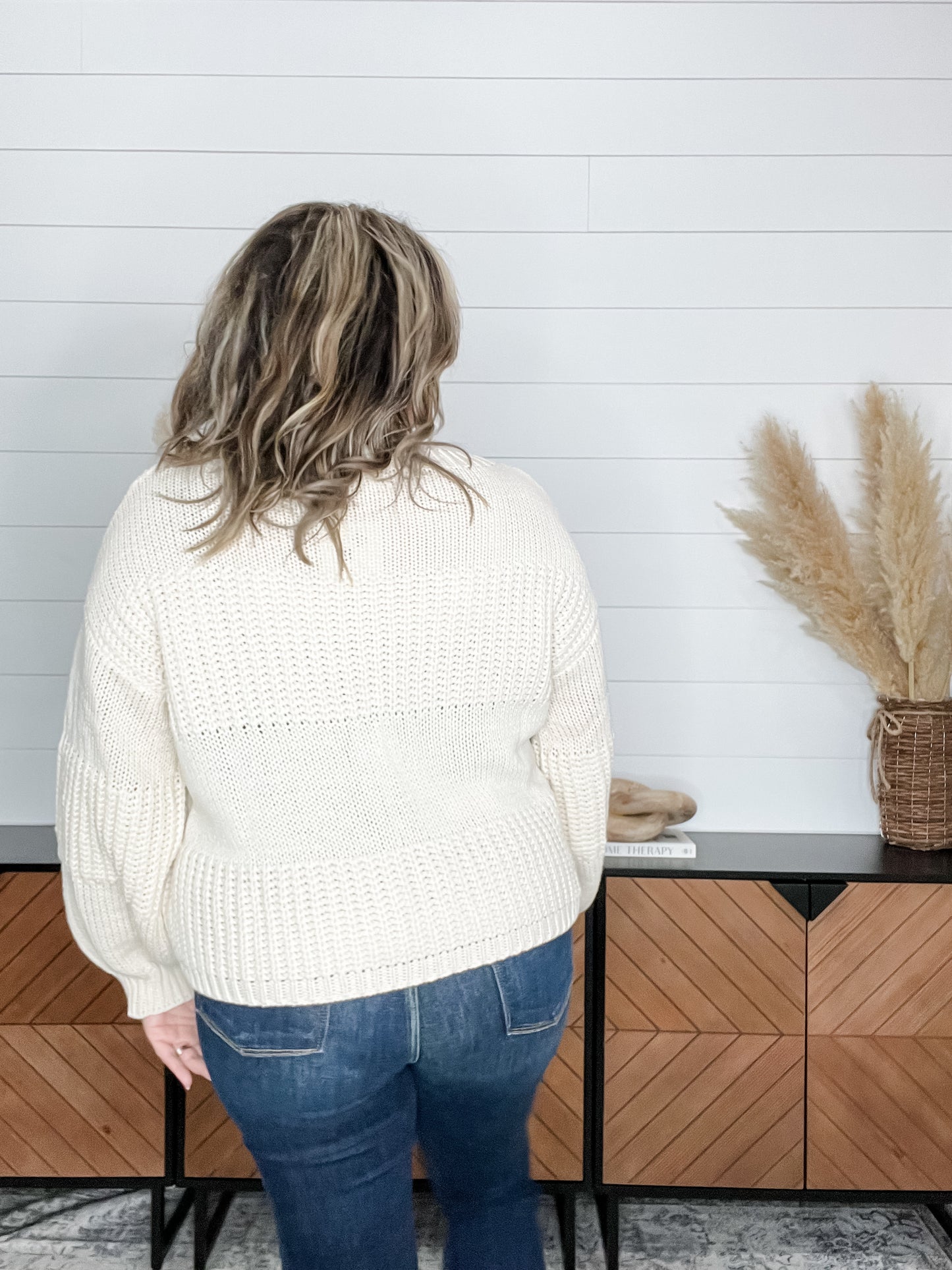 "Gomez" Cropped Balloon Sleeve Sweater