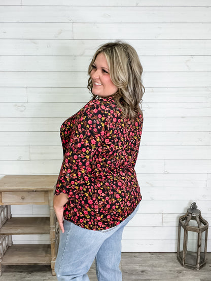 "Rectangle" 3/4 Sleeve Button Front Lizzy Luxe