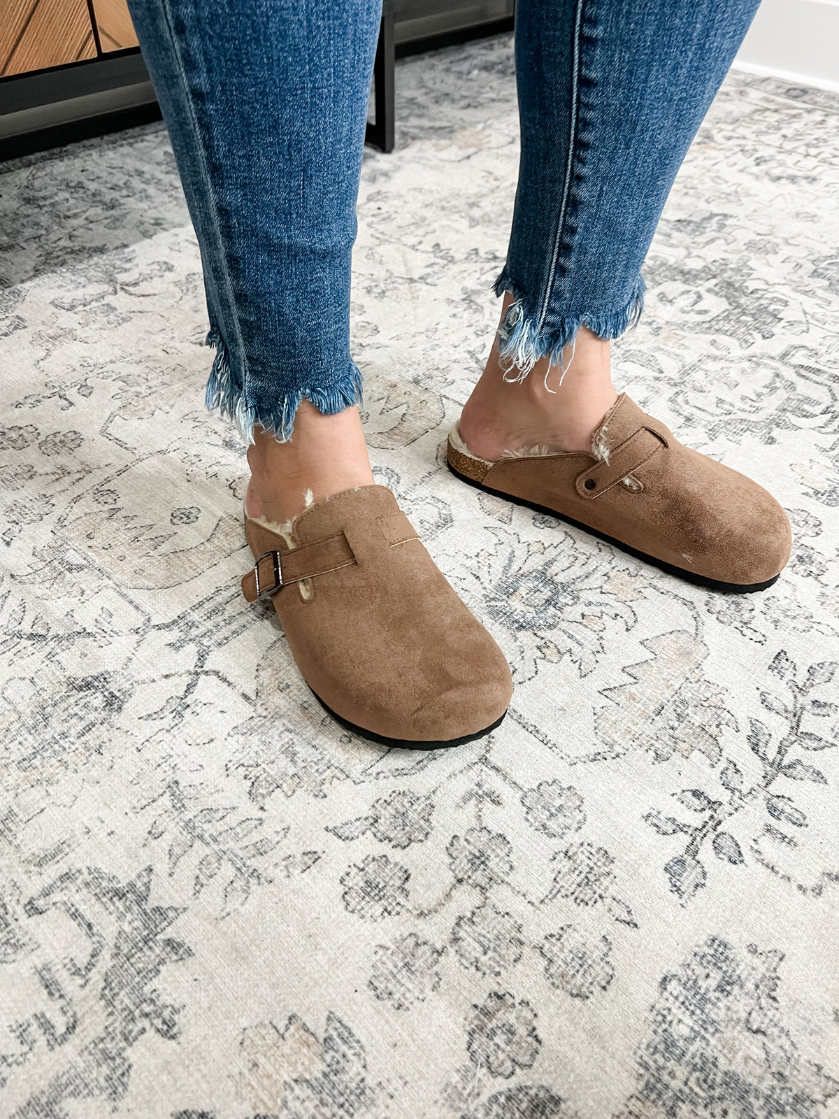 "Bria" Faux Suede Sherpa Lined Mule (Taupe)