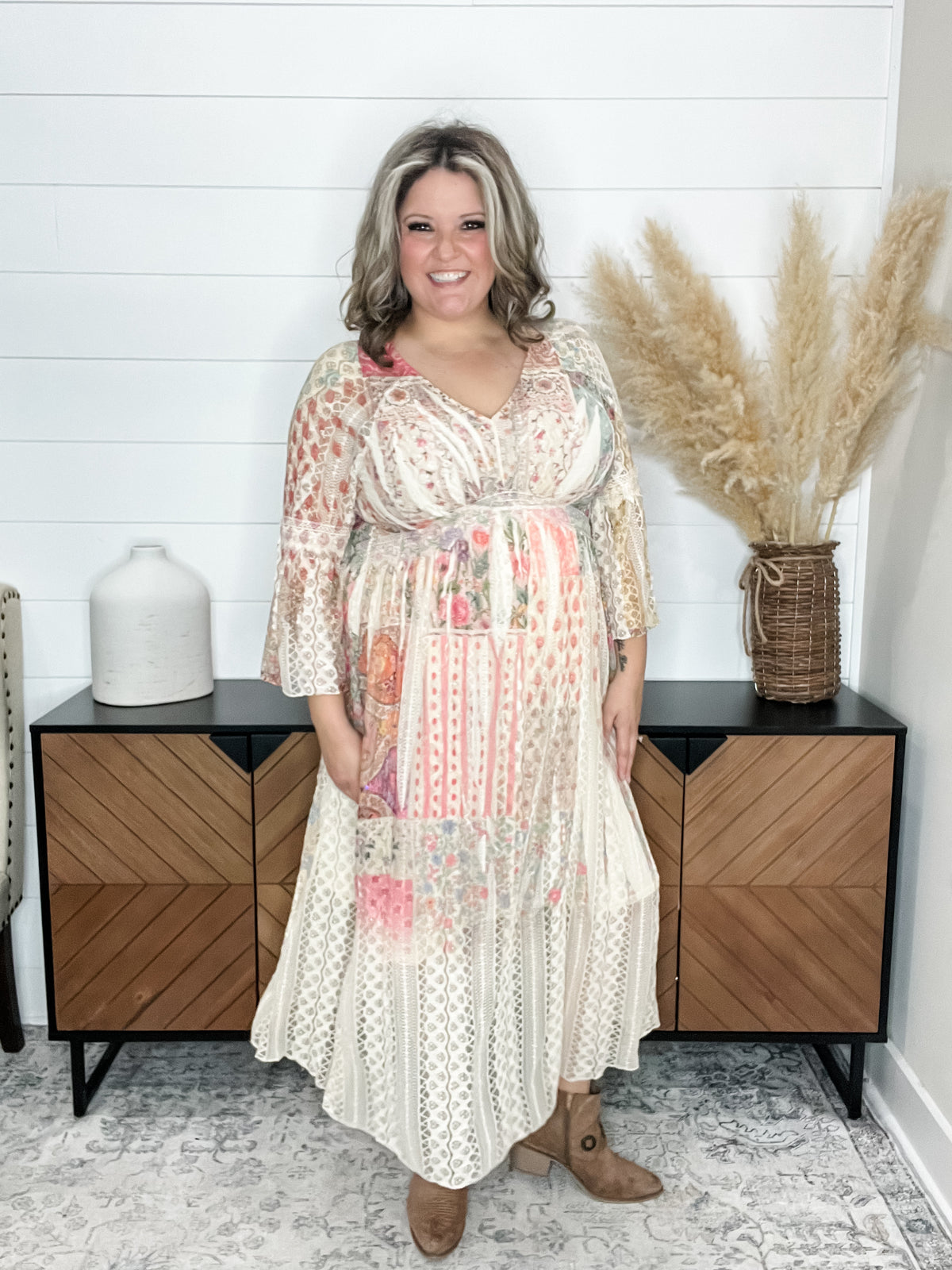 "Country In The Park" Long Sleeve V Neck Lace Dress (Patchwork)