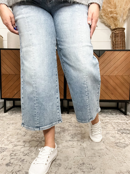 Judy Blue Stevie Front Seam Detail Wide Leg Crop