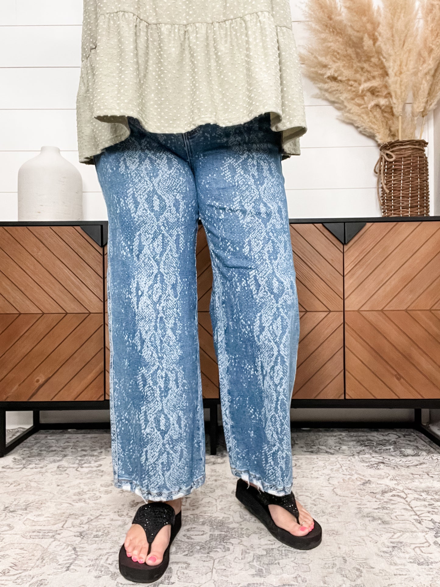 Judy Blue "Sneaky Snake" Print Ankle Wide Leg Jean