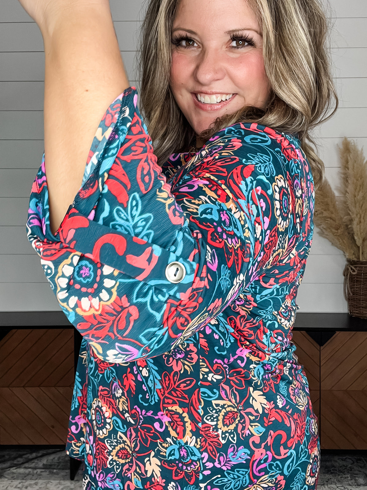 Dear Scarlett "Cricket" 3/4 Sleeve Split Neck