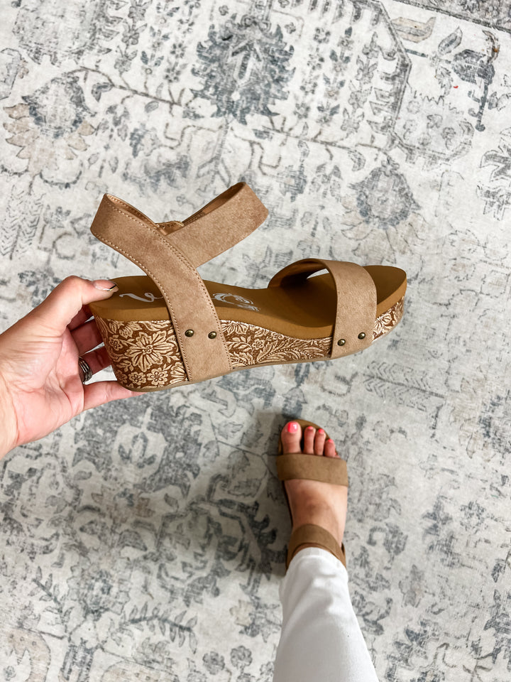 "Devon 2.0" By Very G Tooled Sandal (Light Tan)